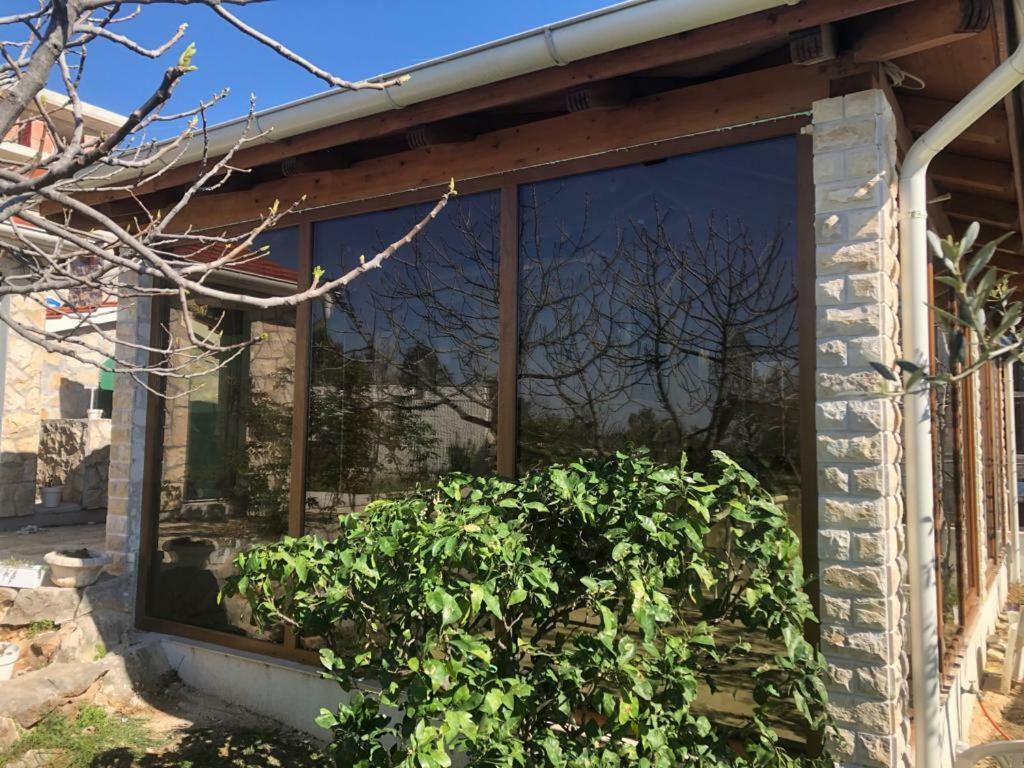 シベニク Sun Gardensヴィラ エクステリア 写真